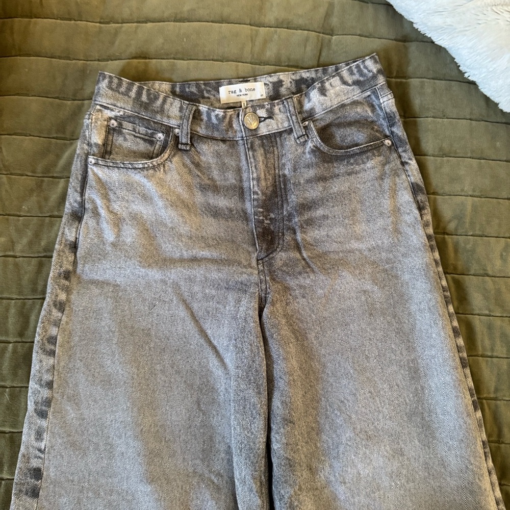 Viral Miramar Sofie Ankle-Length Pants